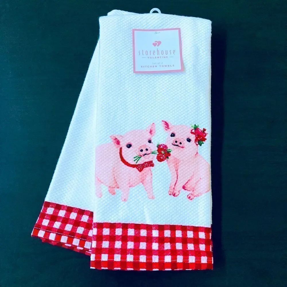 Farmhouse Pig Valentine Kitchen Dish Towels